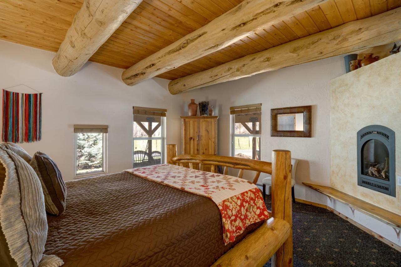 Mariposa Lodge Bed And Breakfast Steamboat Springs Exterior photo