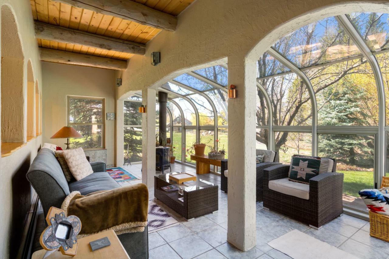 Mariposa Lodge Bed And Breakfast Steamboat Springs Exterior photo