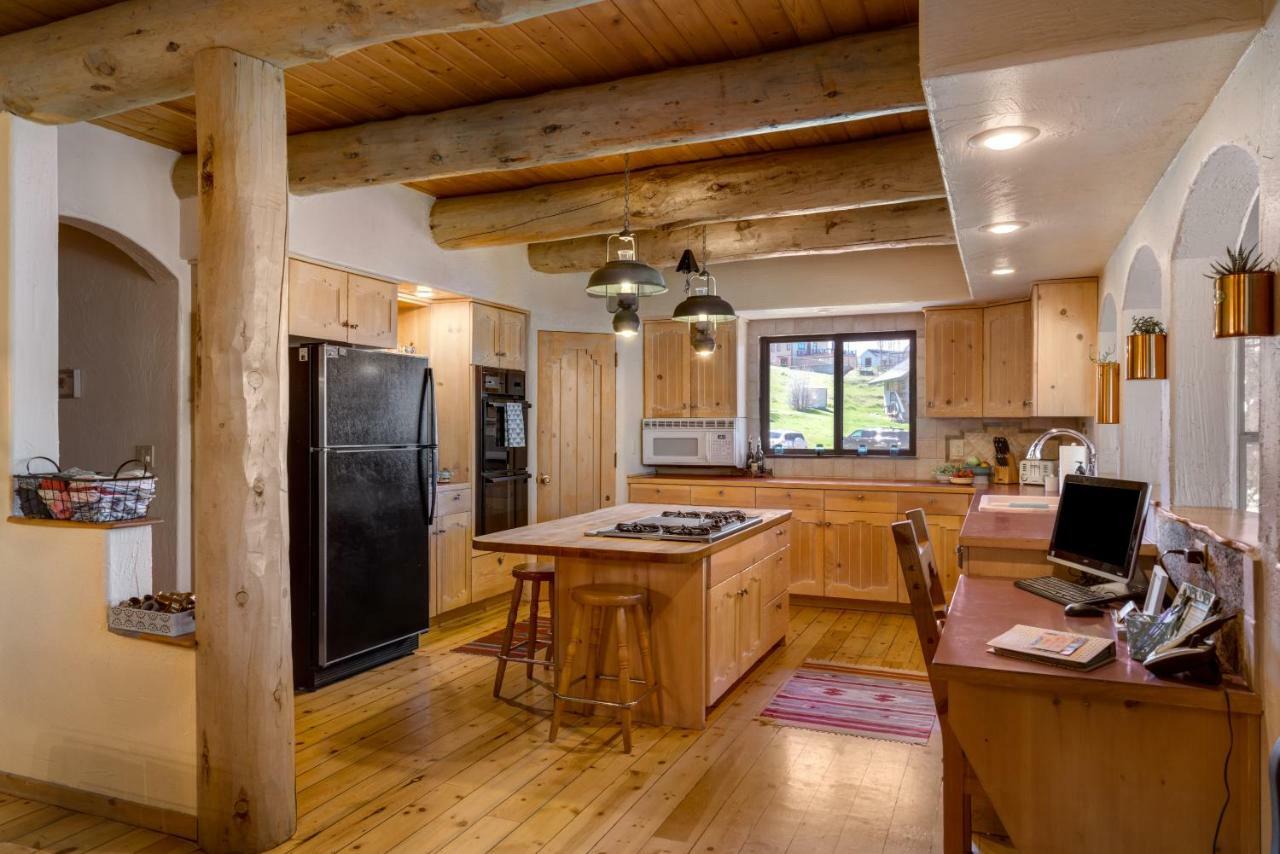 Mariposa Lodge Bed And Breakfast Steamboat Springs Exterior photo