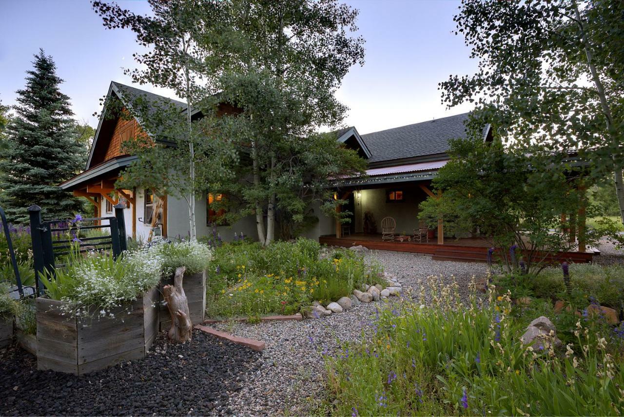 Mariposa Lodge Bed And Breakfast Steamboat Springs Exterior photo
